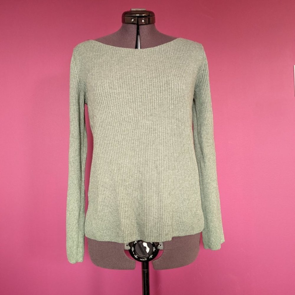Aritzia Babaton Kitano Cross-Back Sweater in Light Sage Green size Small